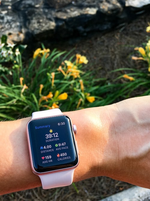Apple watch displaying data from a 4 mile run.